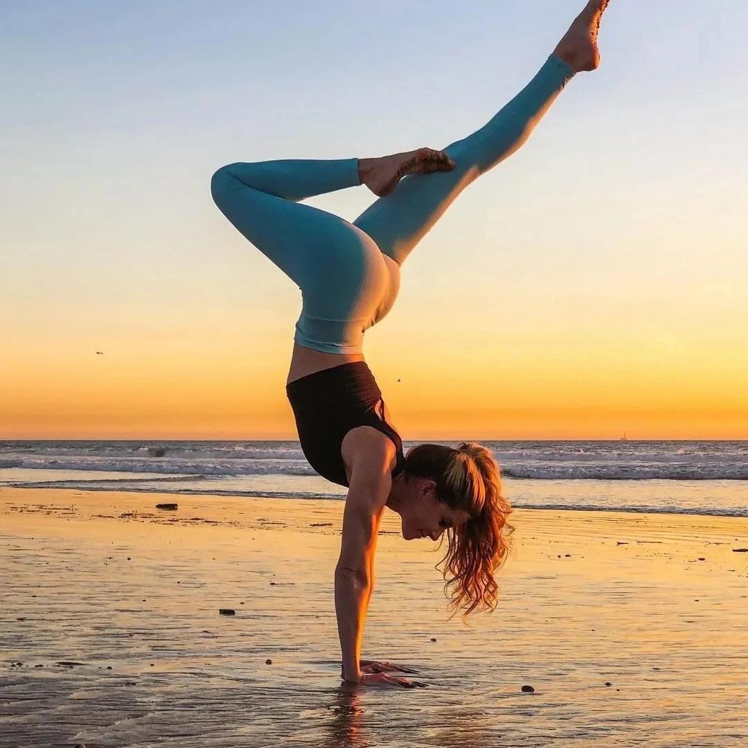 菏泽万达YU你瑜伽露露老师