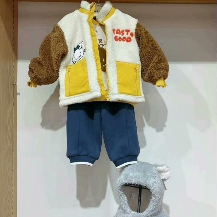 阿路童装