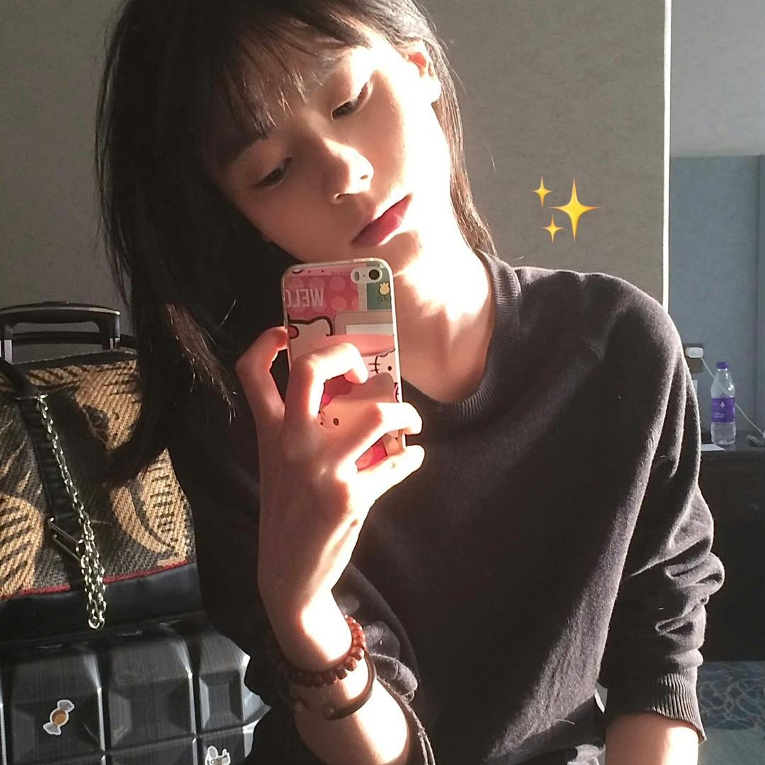 燕燕丫