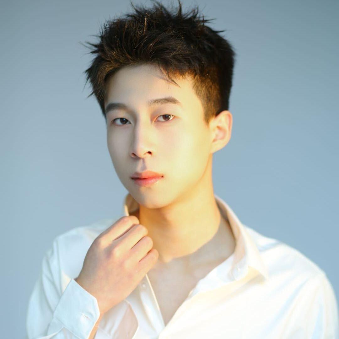 甘肃子渐（变美私信）