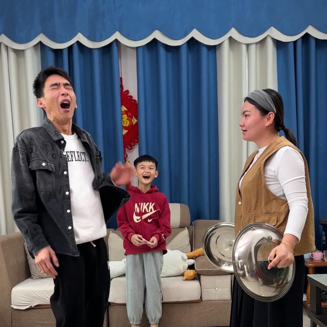 霞姐