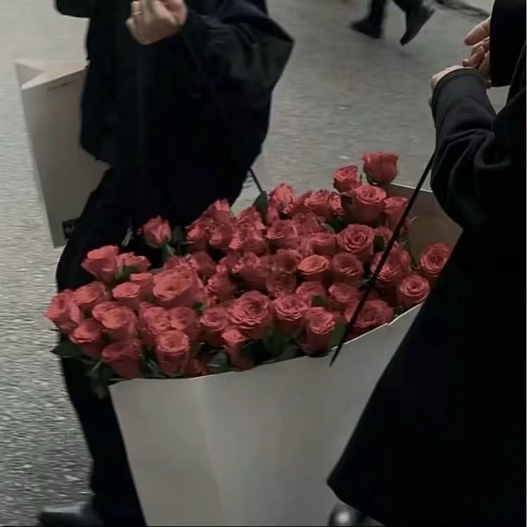 🌸会发疯的李桃花