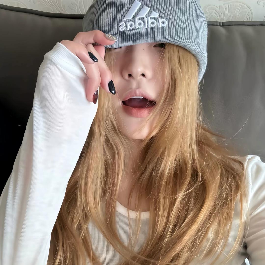 ￰￰ㅤ  ㅤㅤㅤ  ㅤ