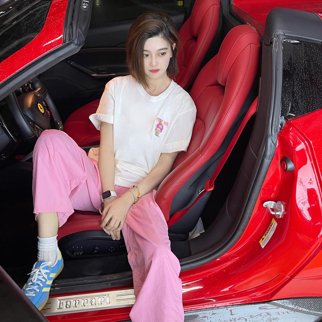 仁金服装服饰