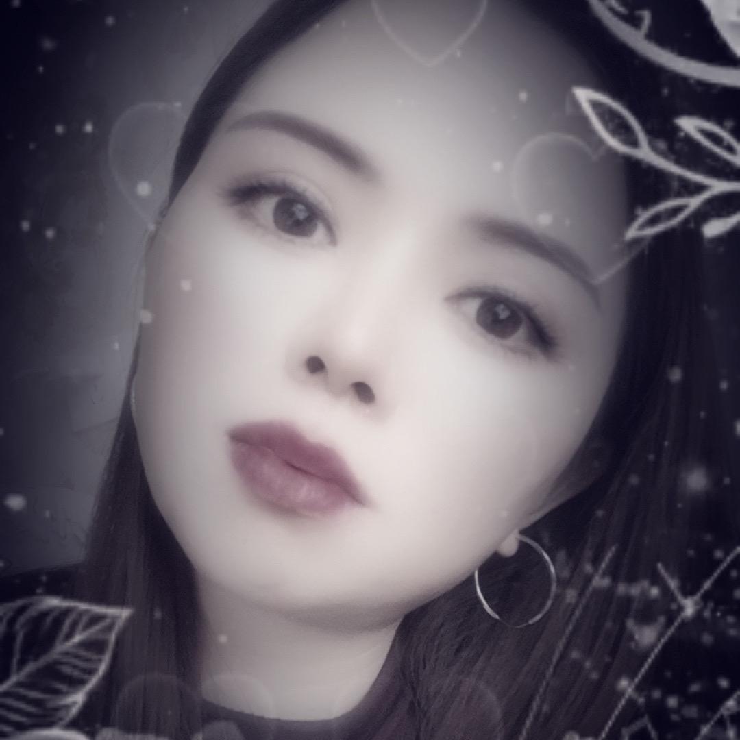 英💋子