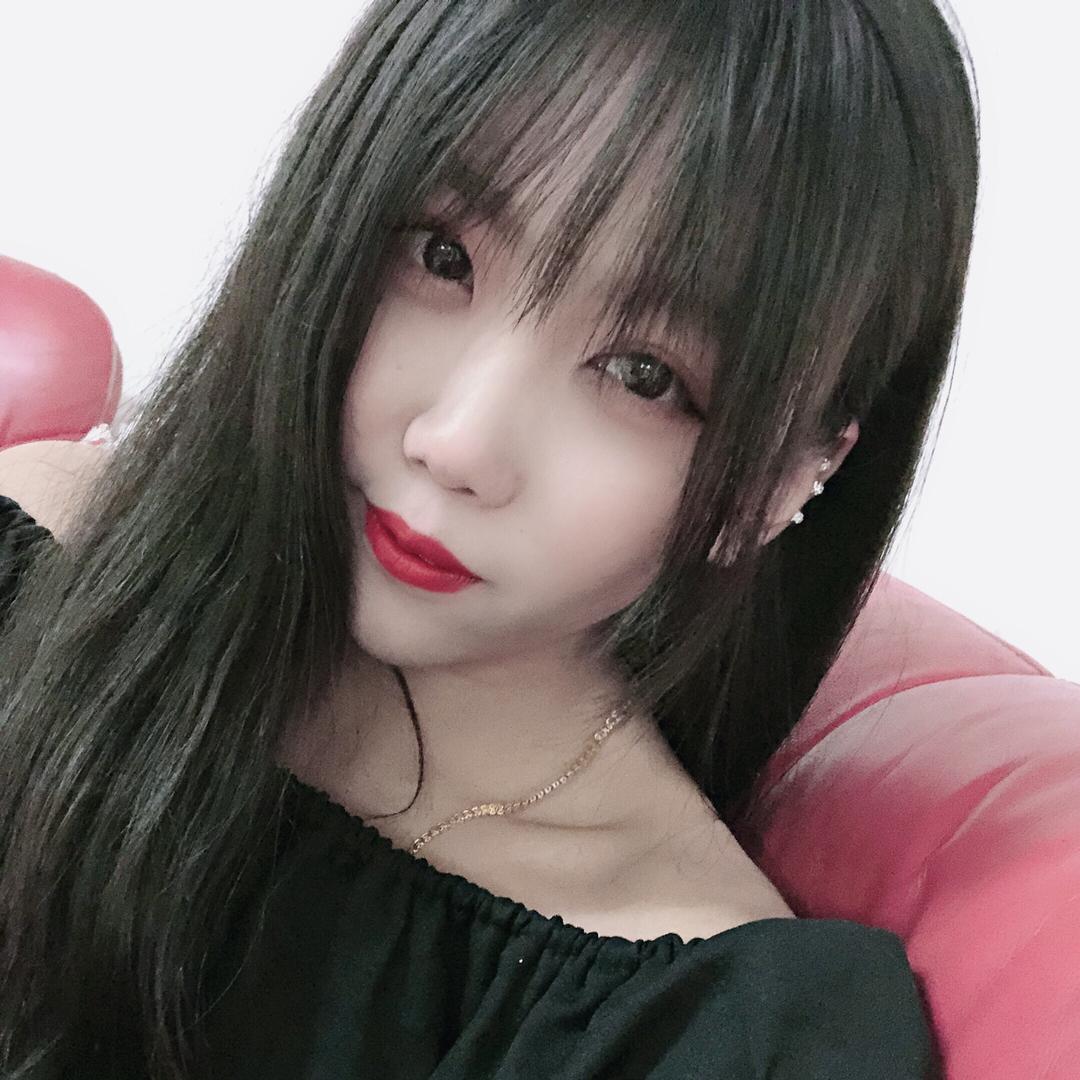 A      💋殊小小