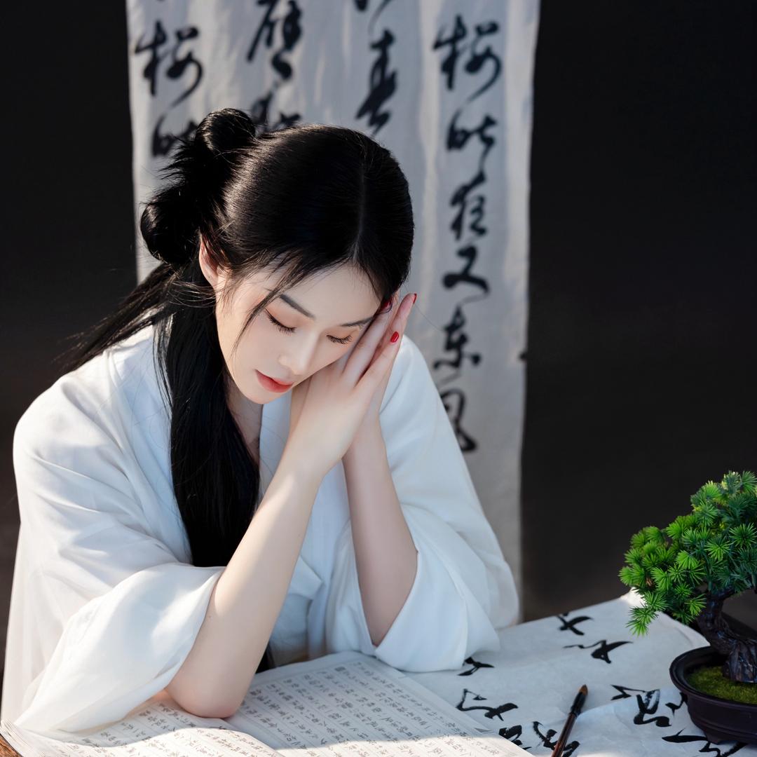 楚楚老师