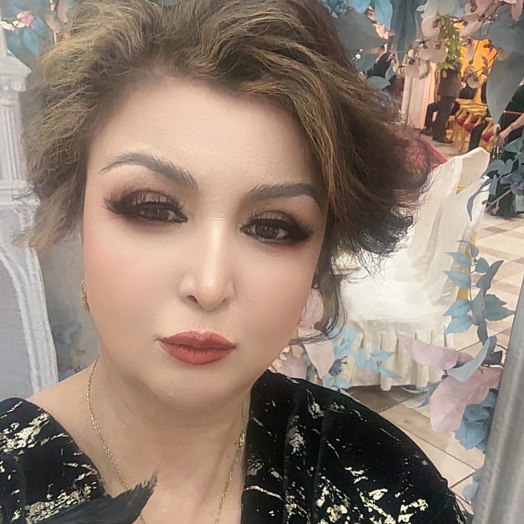 古丽皮亚丝巾店