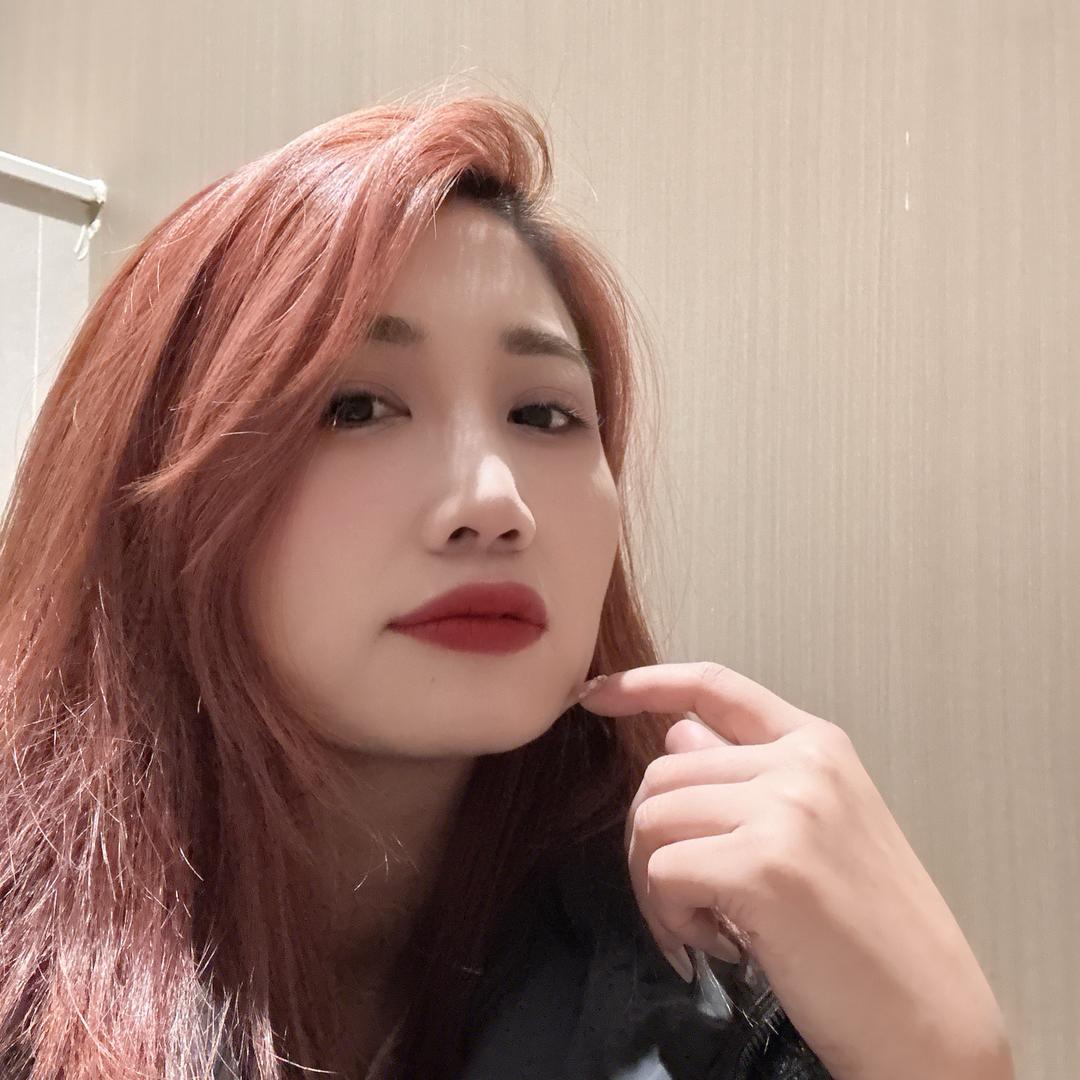 衣施.YISHI谭婷💋