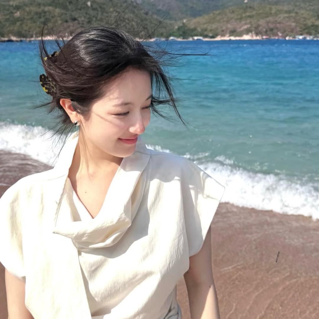 晴宝吃饭没