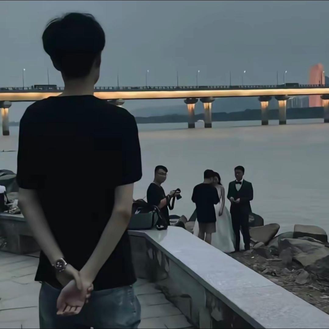 不会过期的秋刀鱼