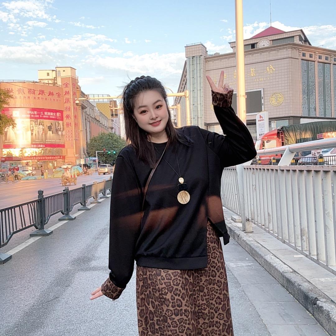 琳一尧微胖女装