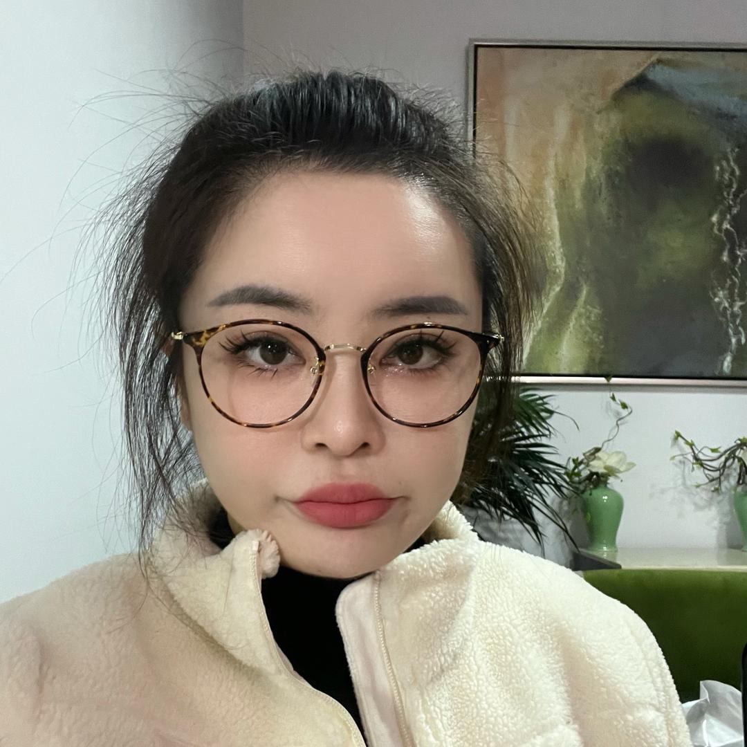 颖子夫妇（范同学好物分享）