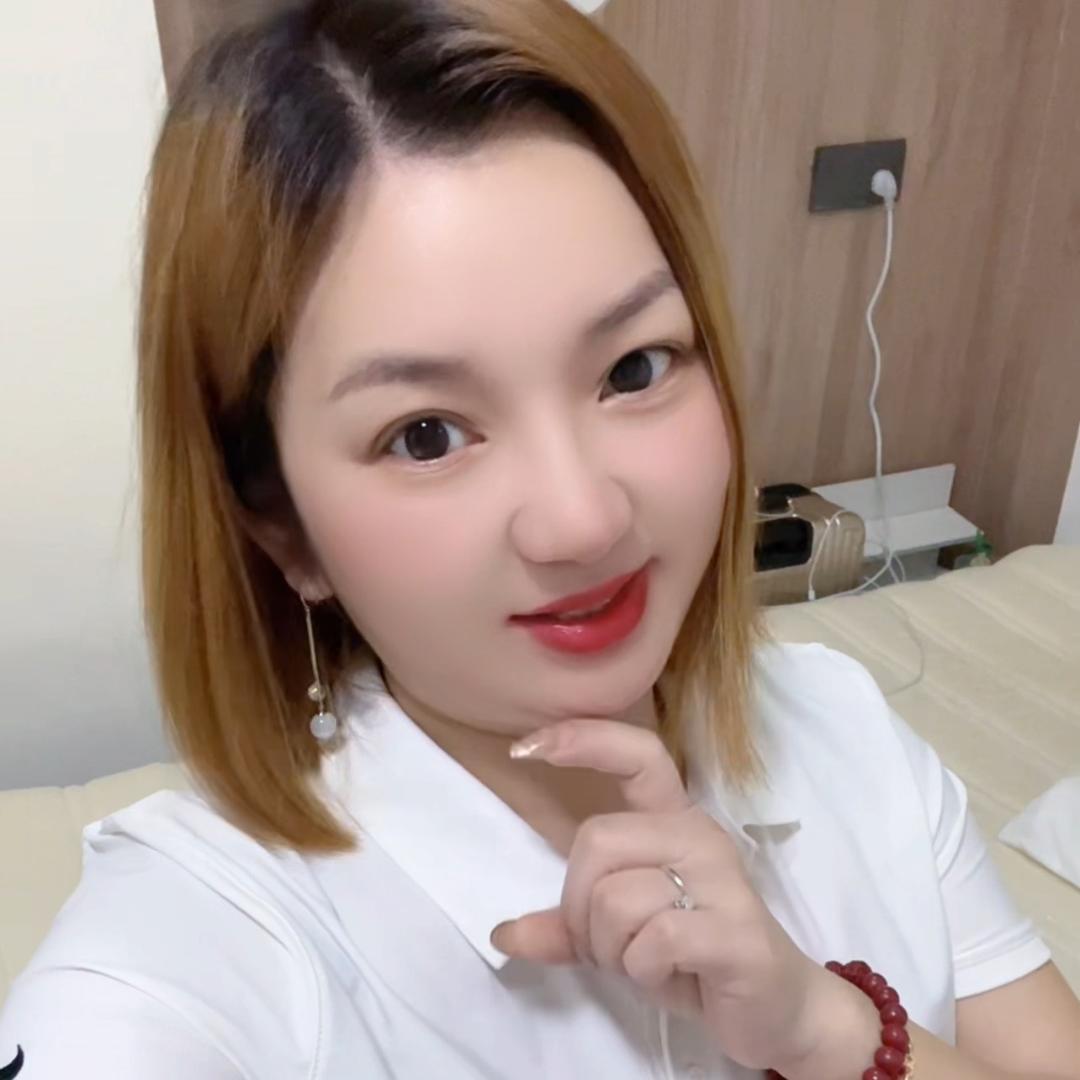小丽大闸蟹（花湾路江南明珠苑南门）