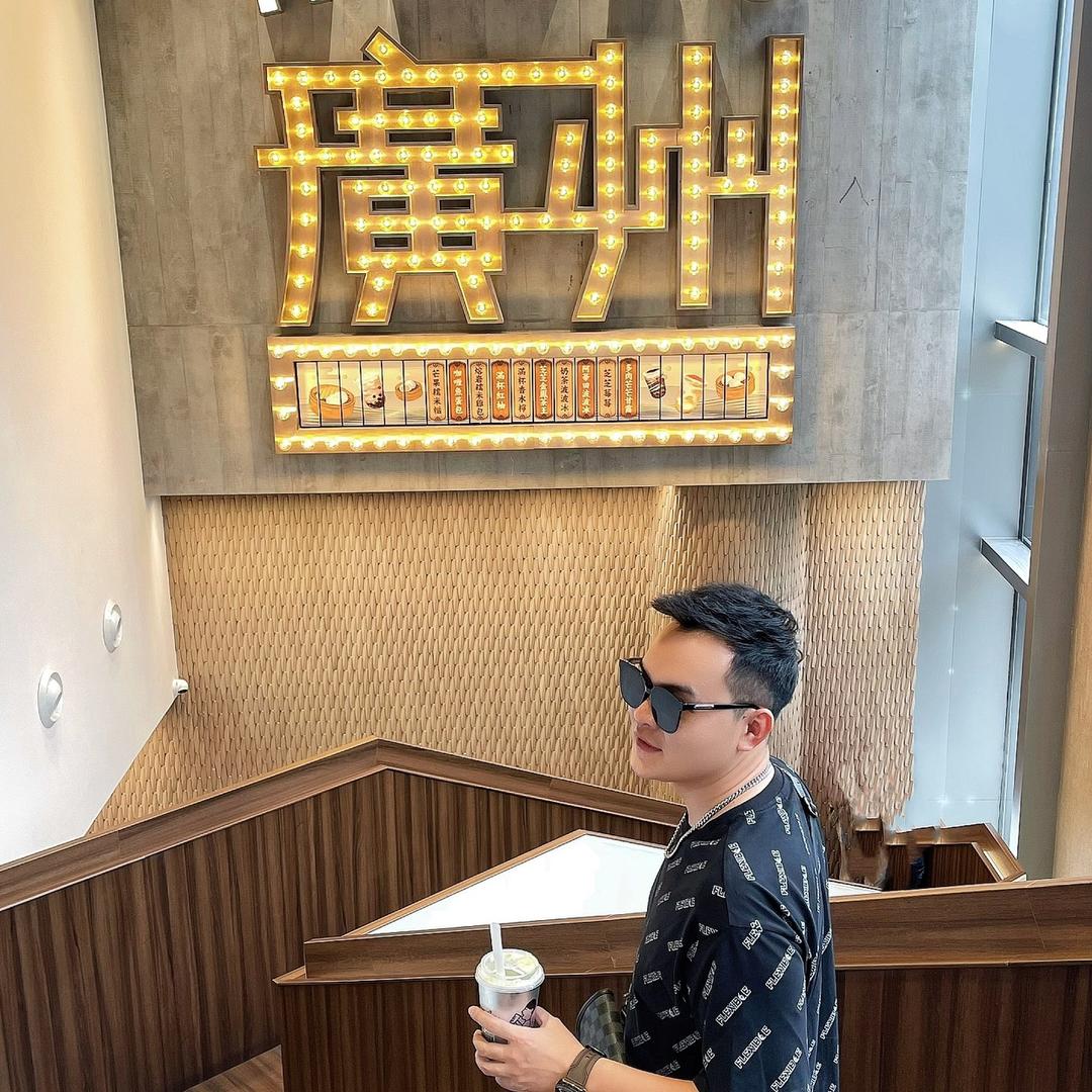 小鹏遇见美食