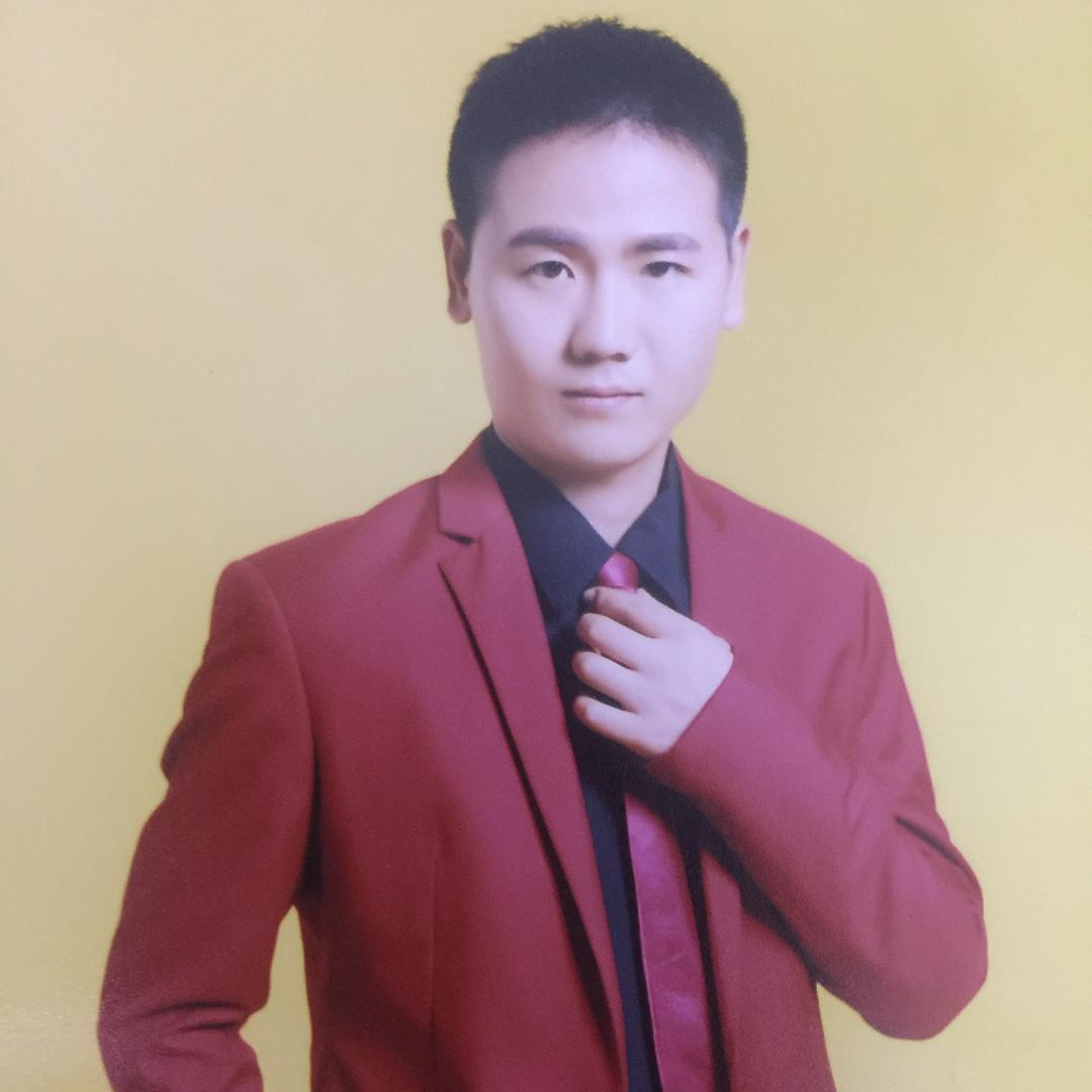 小李子头像