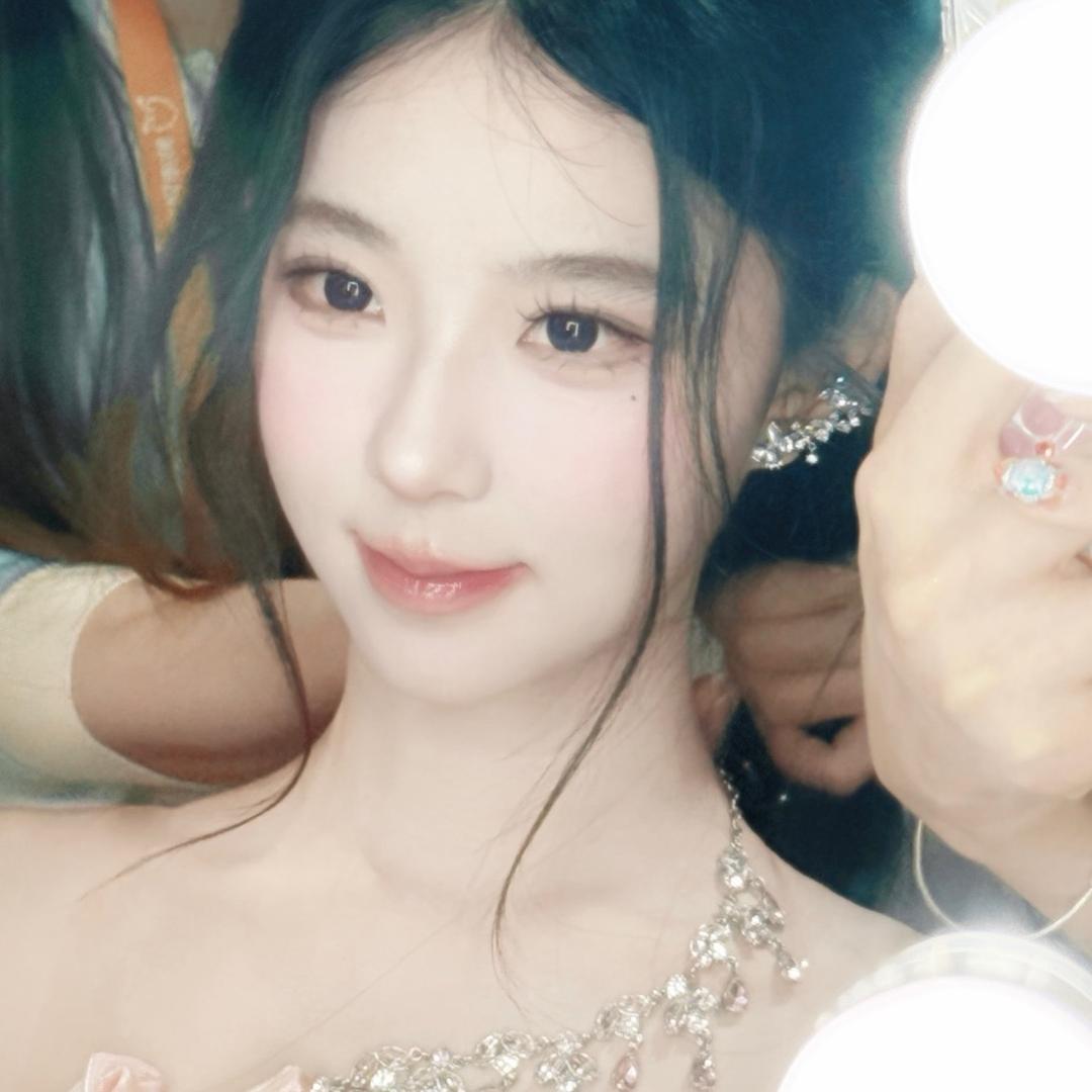 是肉肉🦄（抱过卡卡版）