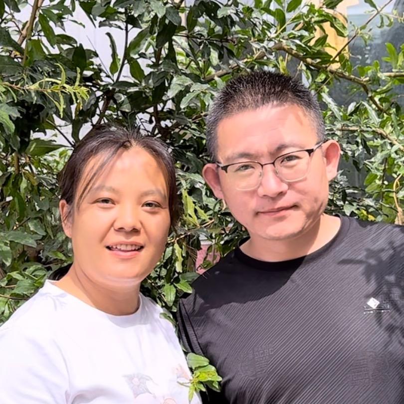 小俊和大伟