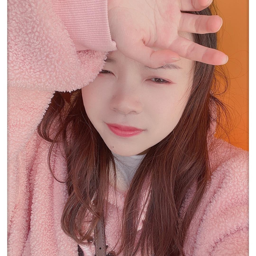 悦悦岚岚👭花