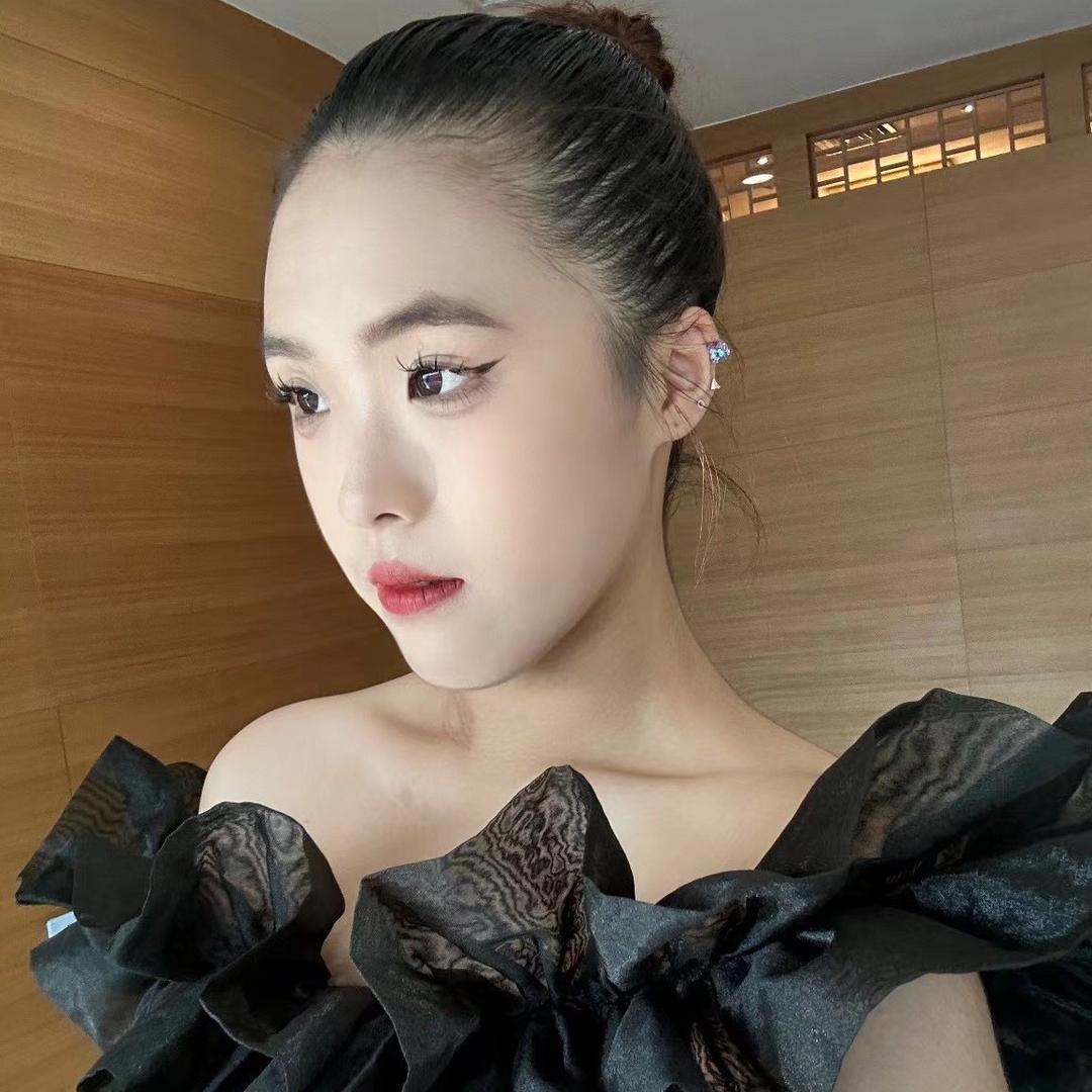 云朵（拒绝私聊）