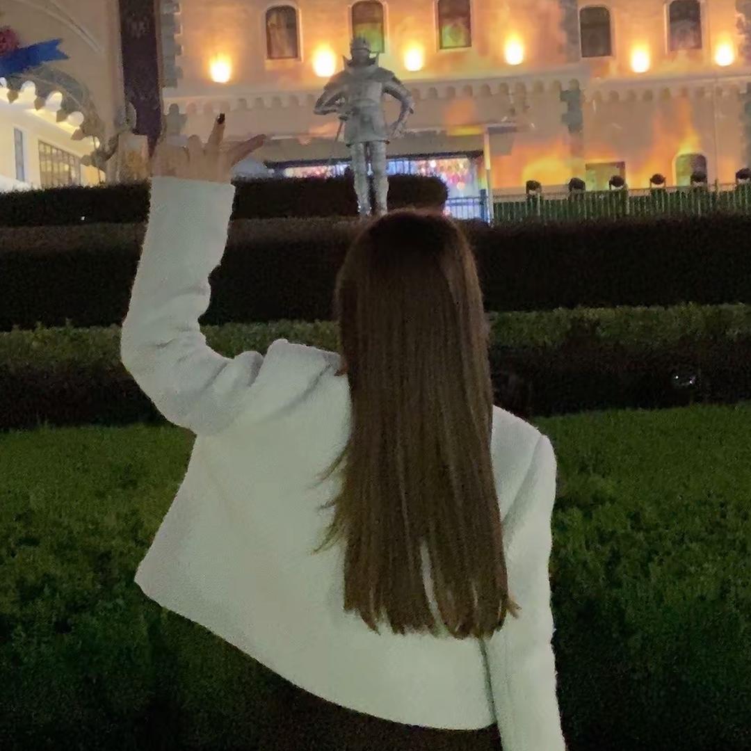 Hello，我是程小姐