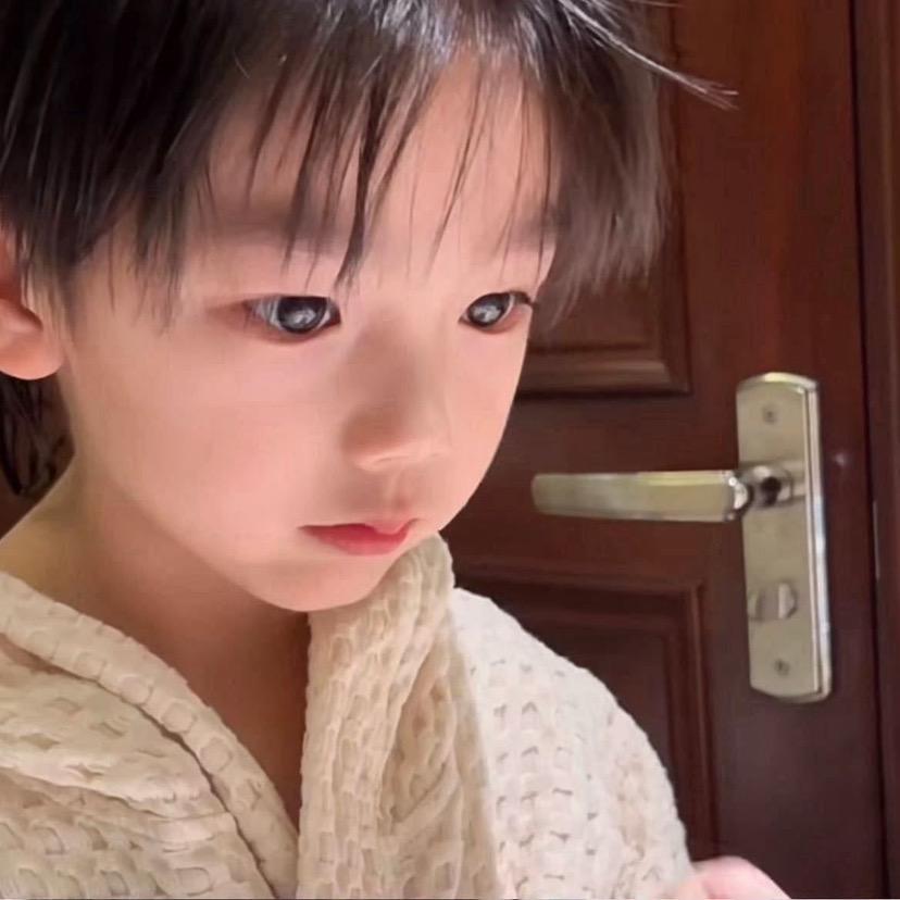 Y坏孩