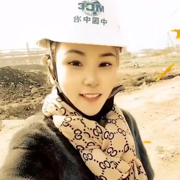 小小包工头苏爷😀