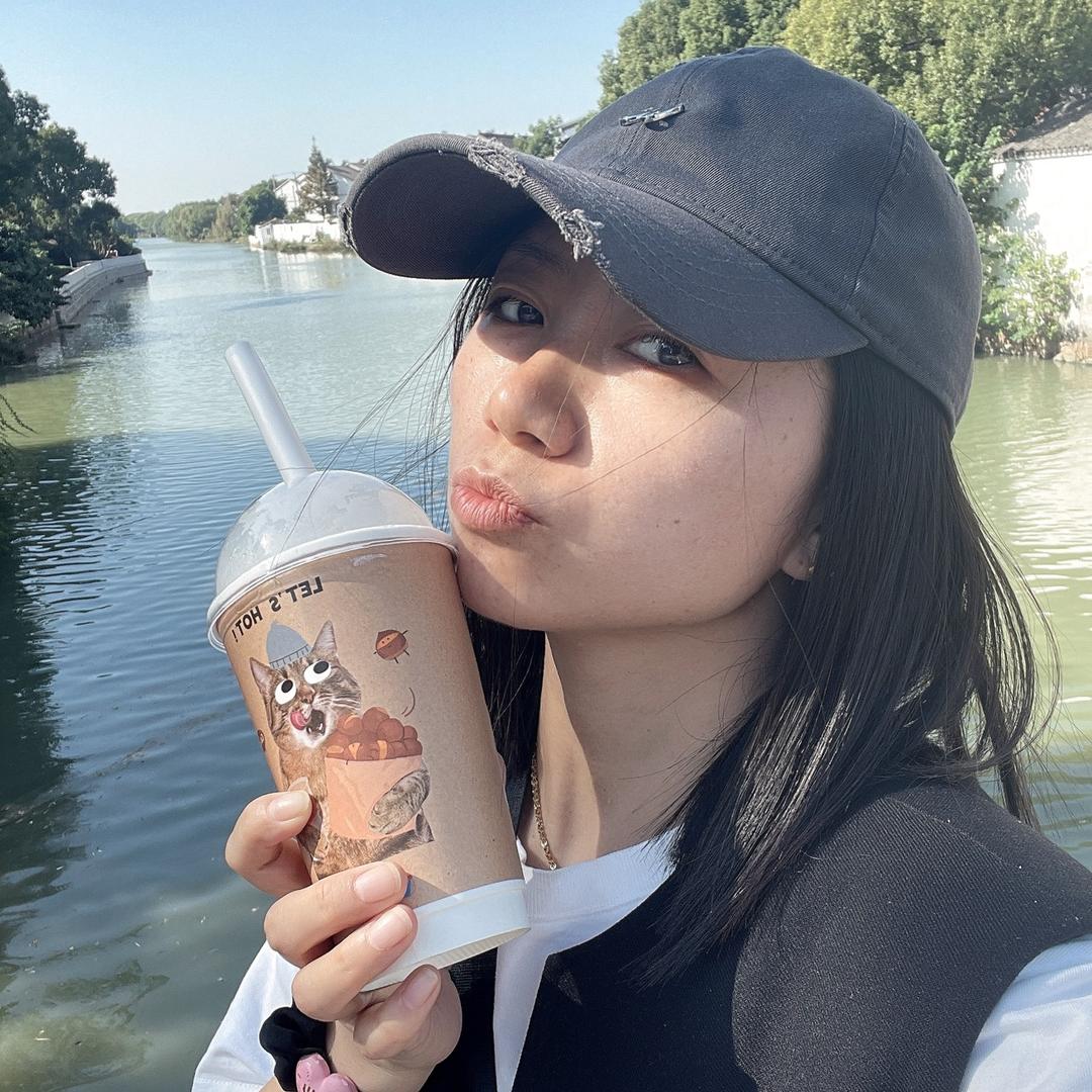 咱们村的小芳