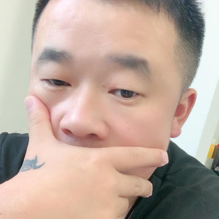 元气满满的-辉