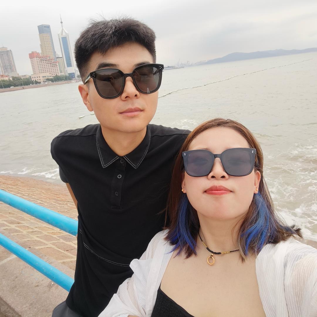 小胡不吃姜.