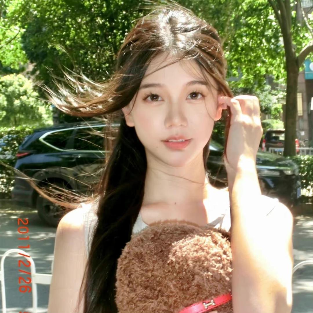 一只小锦鲤