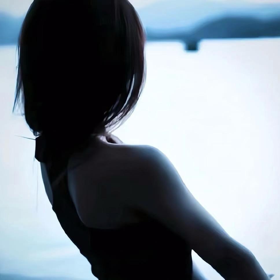 小橙子.