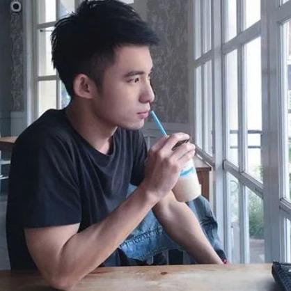 皓子🚶🏻‍♂️