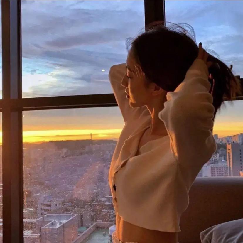 小雨霏霏女装店