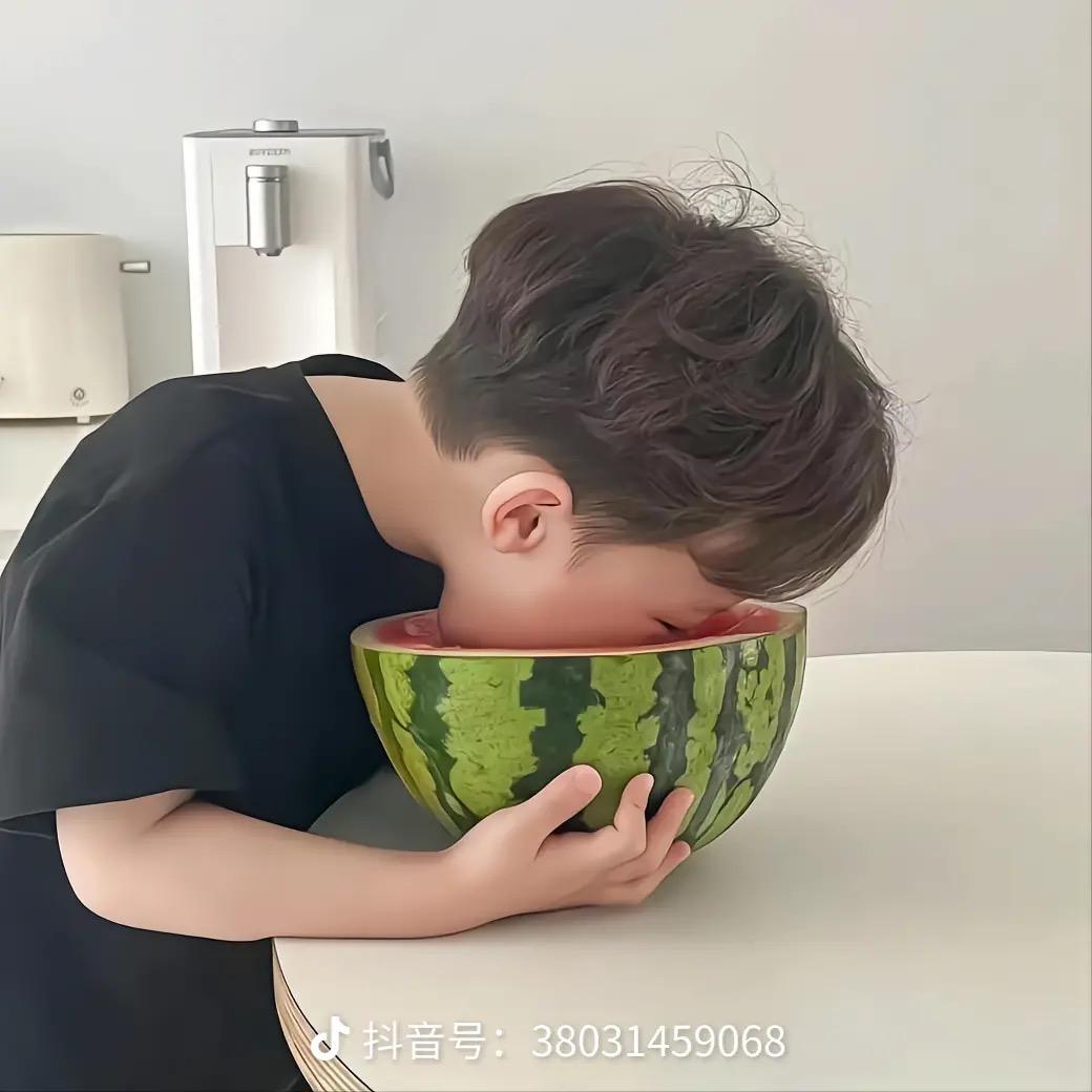 出门遛狗🎣