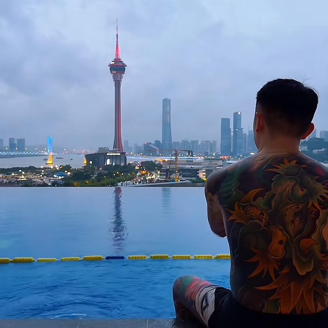 用户1821847536