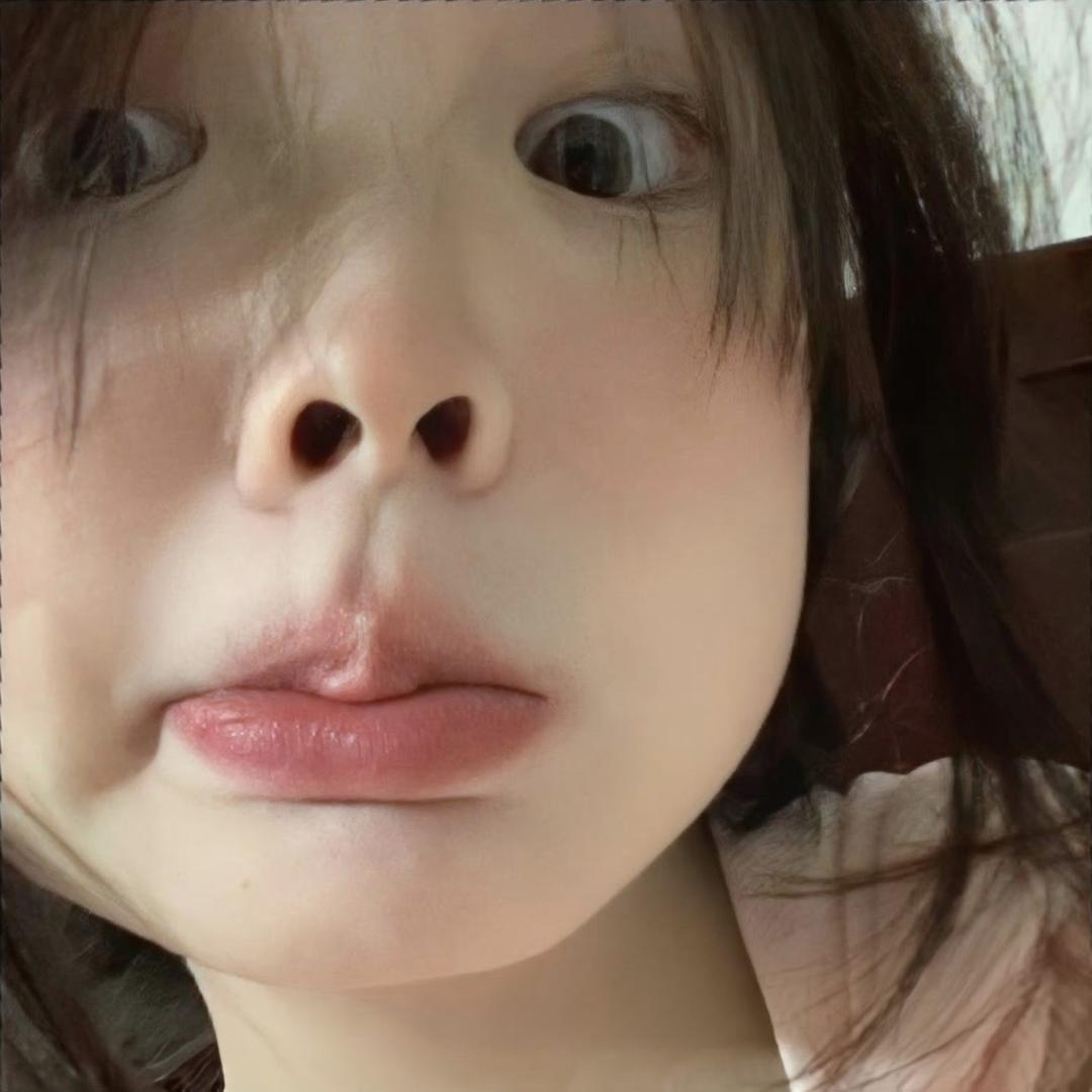 曼曼-