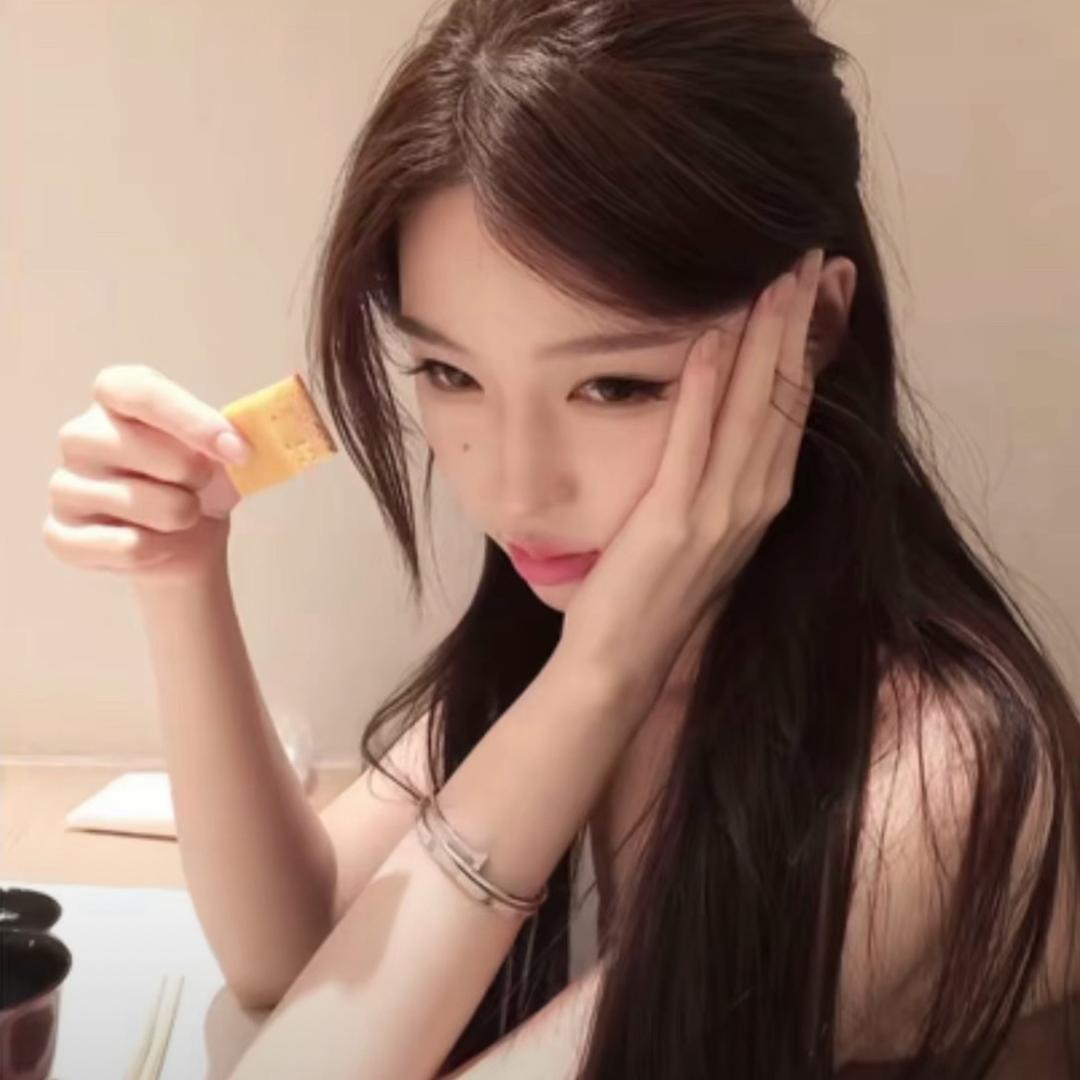 酱酱 ˃̵ᴗ˂̵⸝⸝