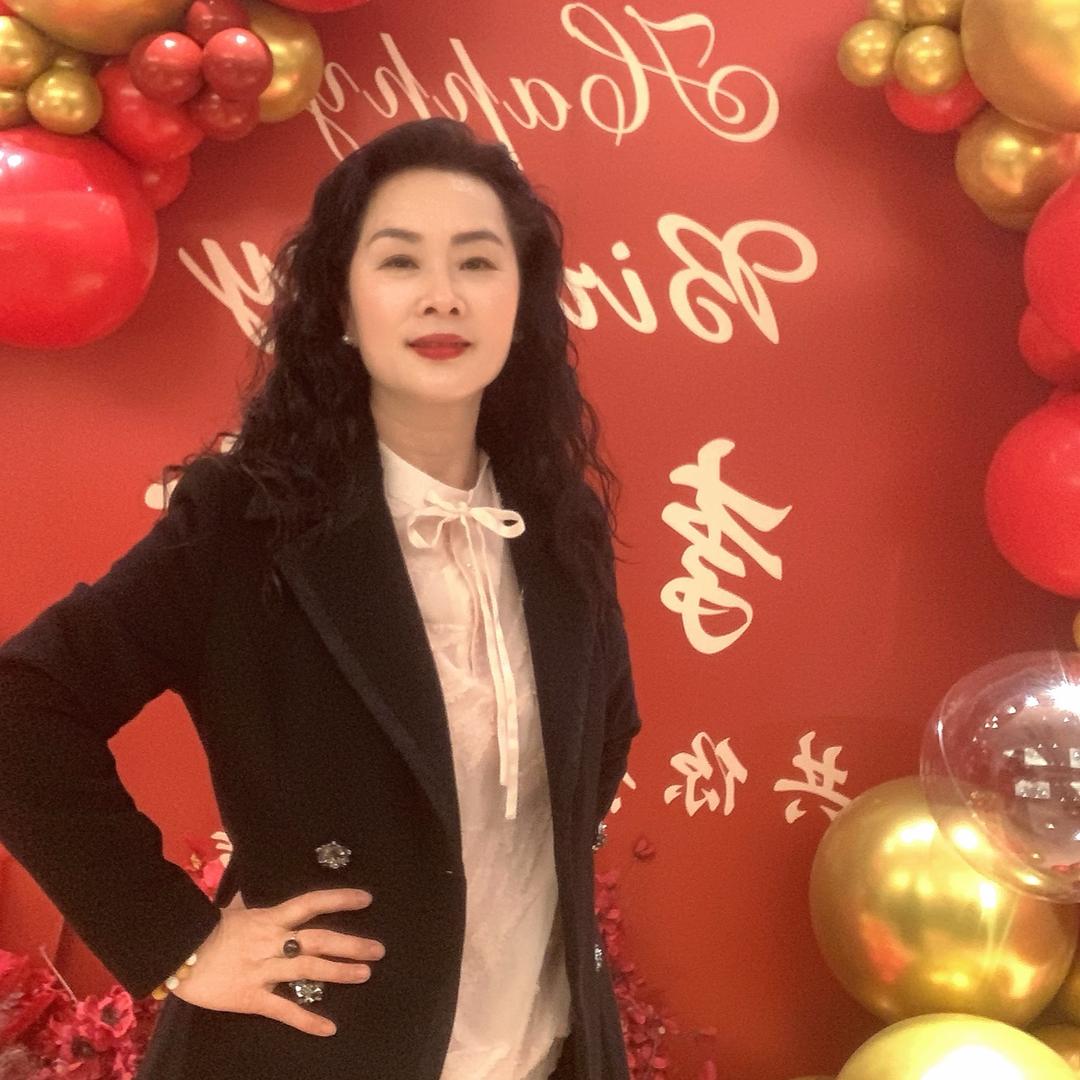 许多多