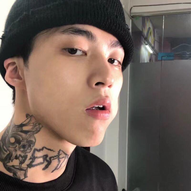 辣 子 鸡🐔