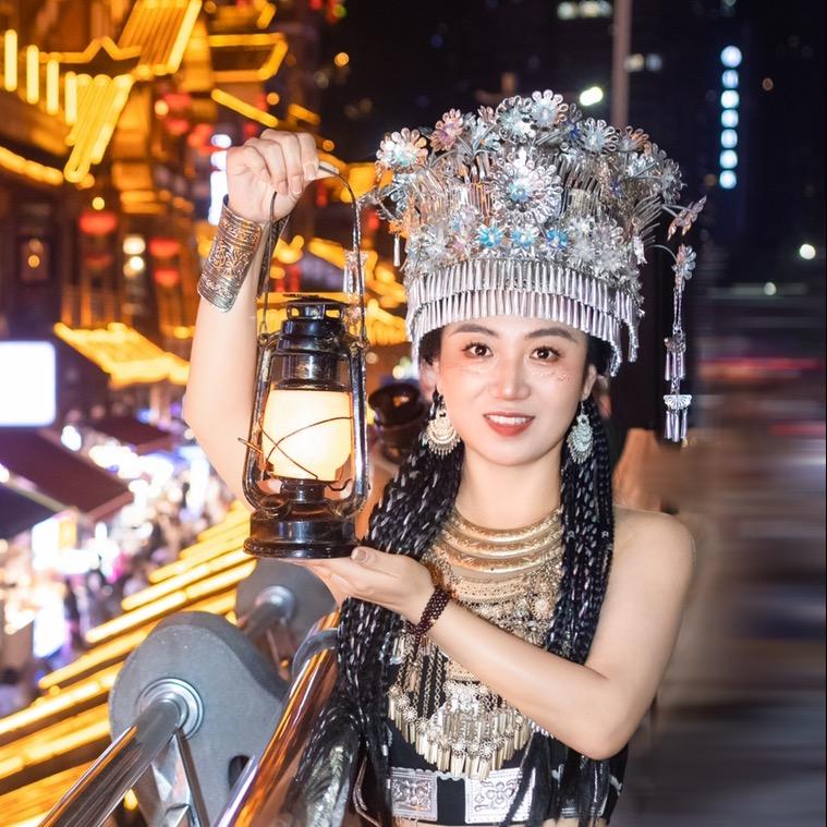 李大小姐（大姐）