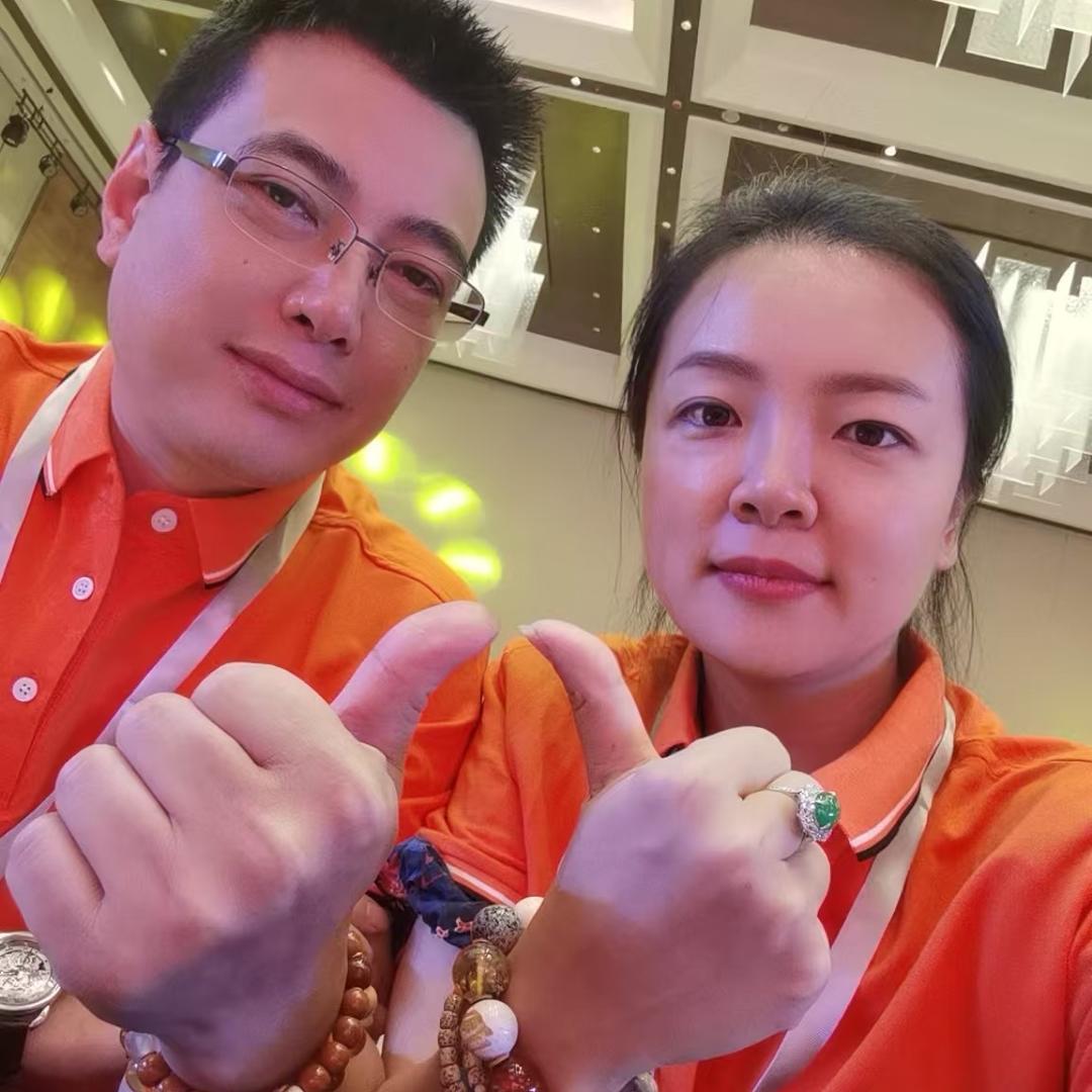 小蔡—串香妹花式冰粉