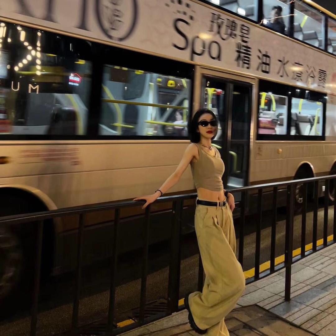 梁梦依女装店海口美兰区依人服饰