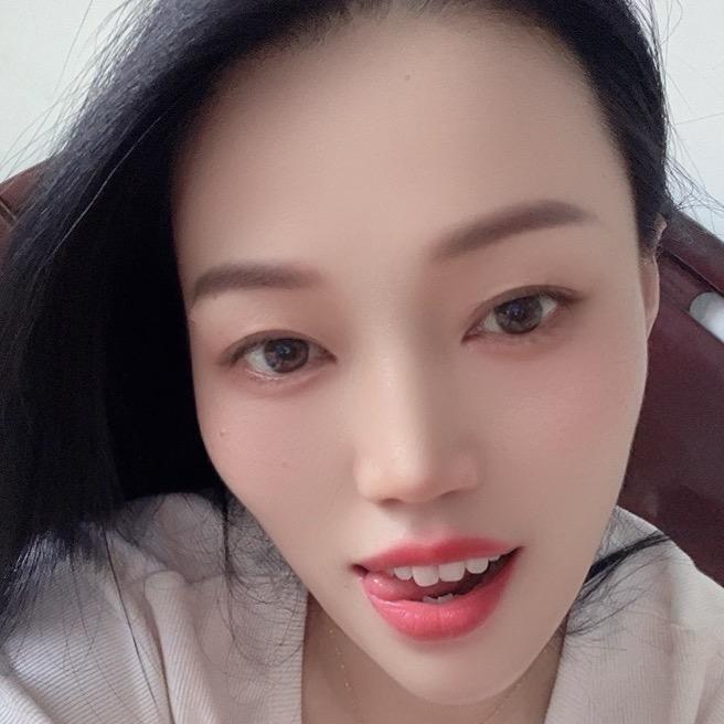 丧偶的芳草