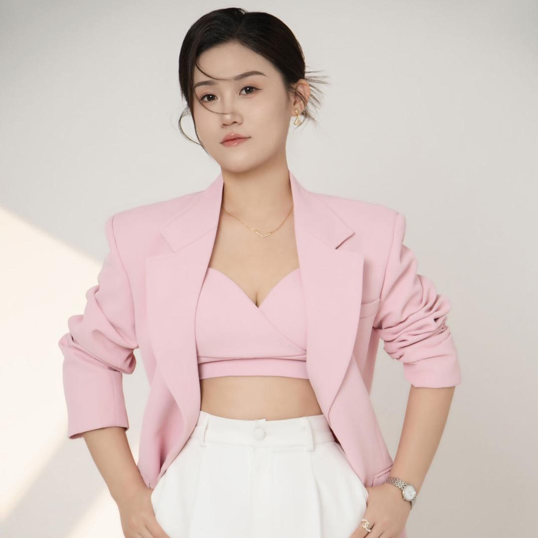 珲春市名女人美容美发会所