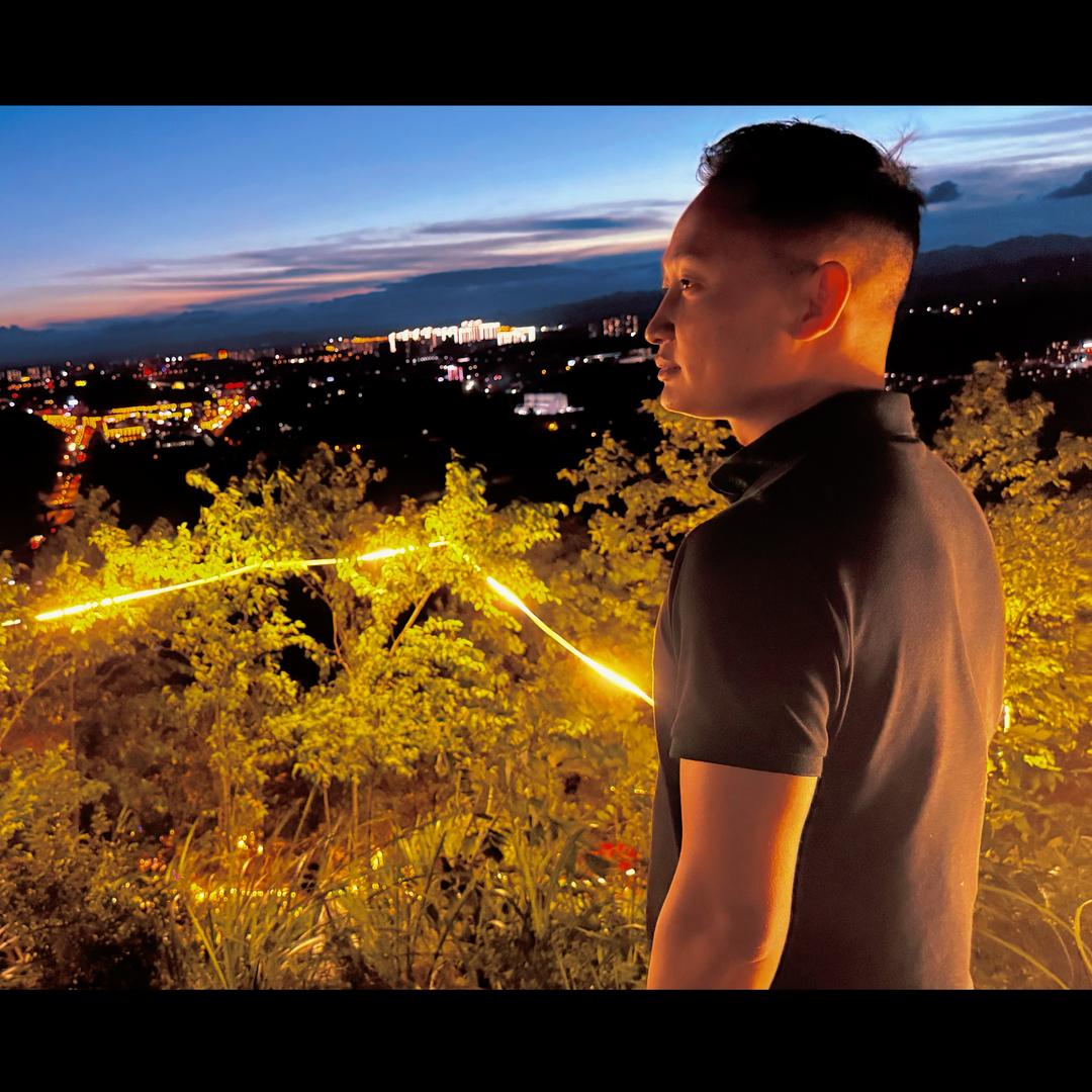 小黄蜂二手车万勇-全国收车