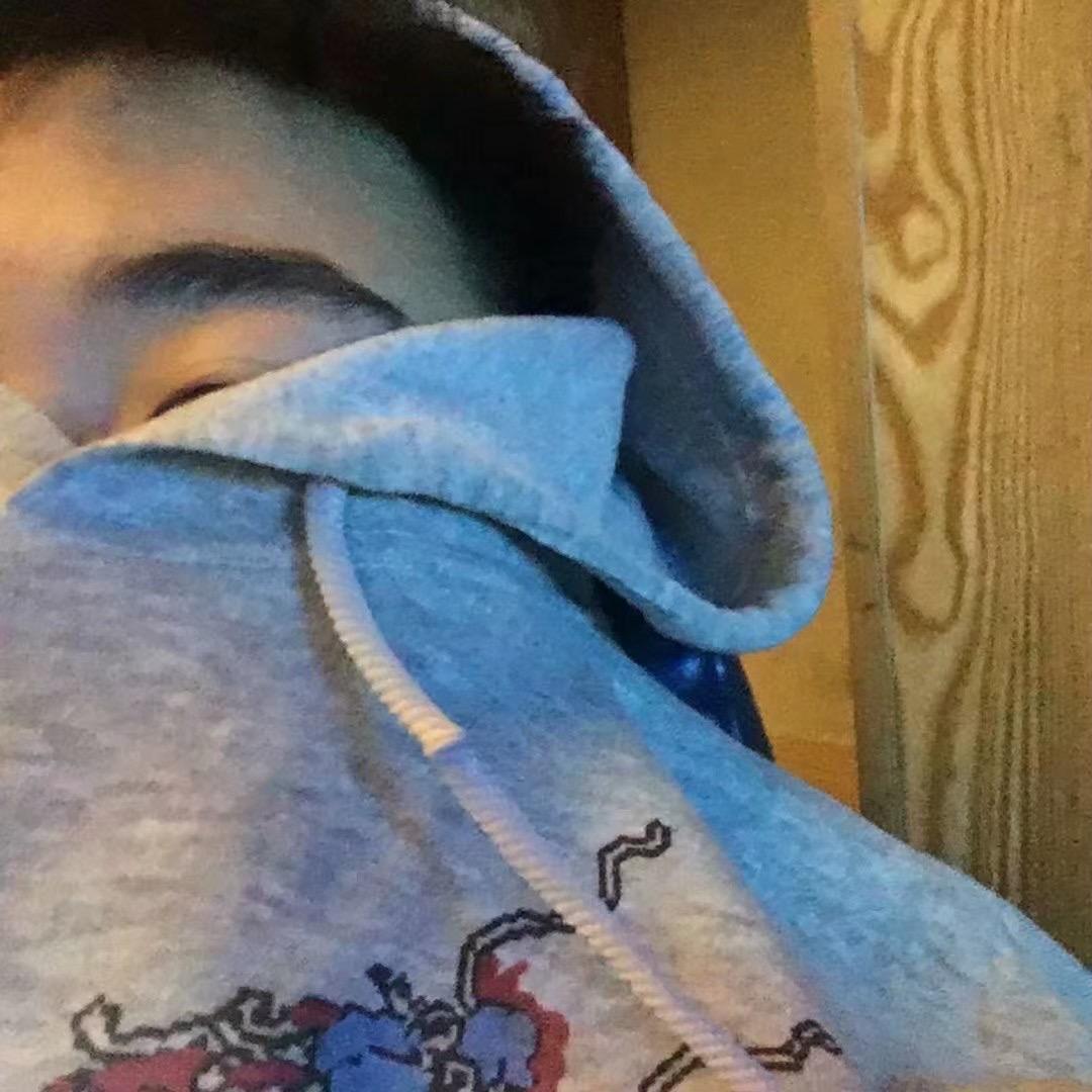 任儁澤.