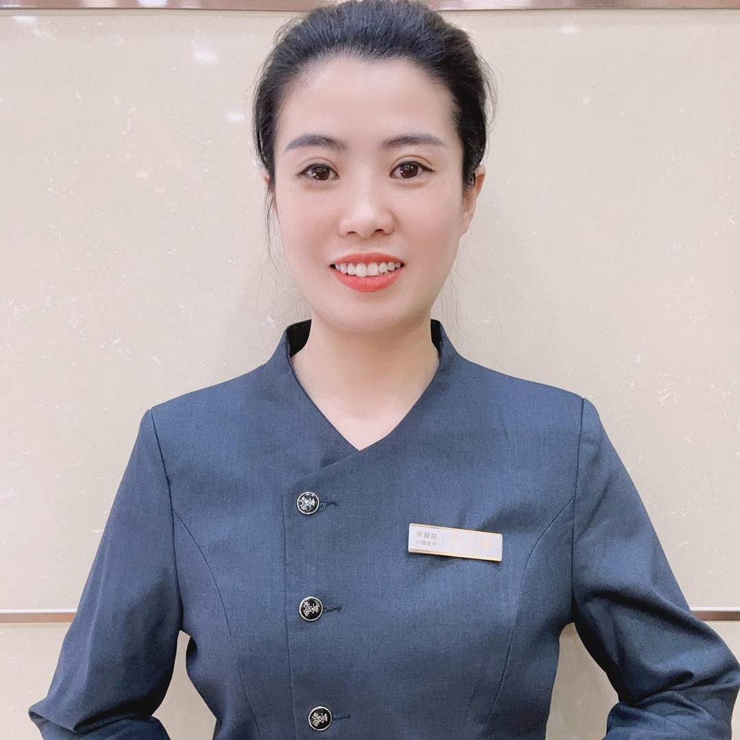 🌹珠宝顾问玲玲🌹