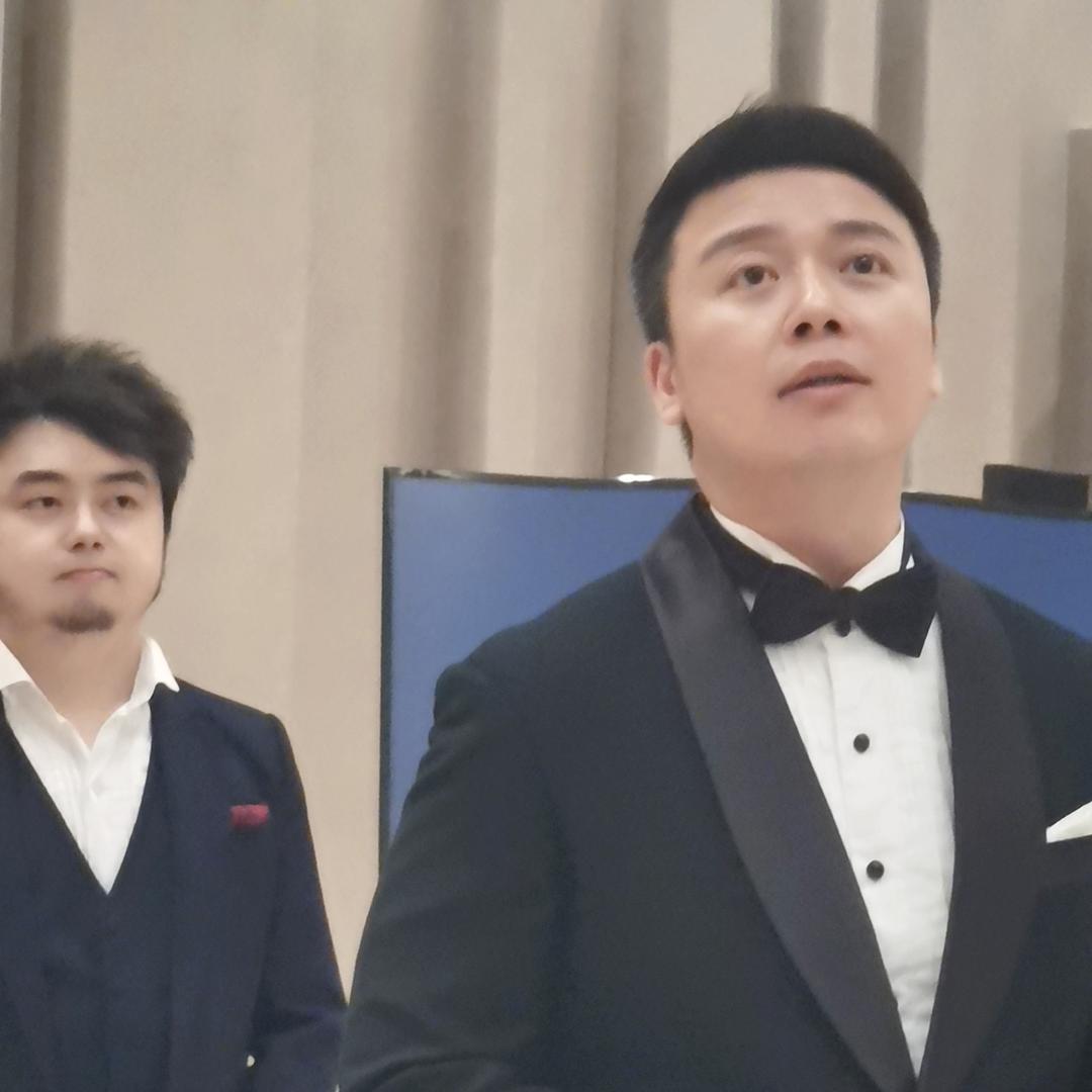 施恒老师
