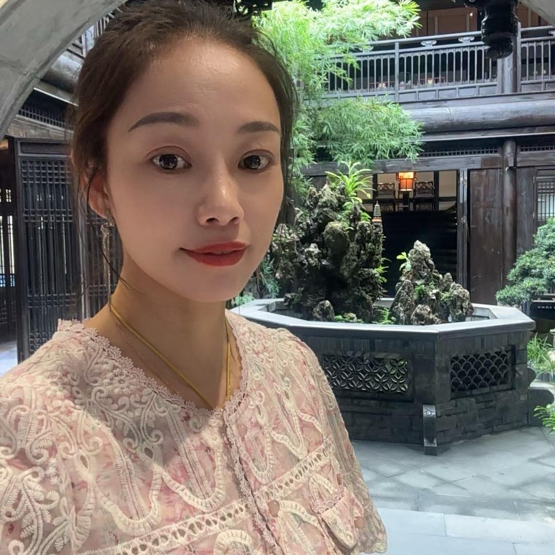 🍁枯叶碟🍁